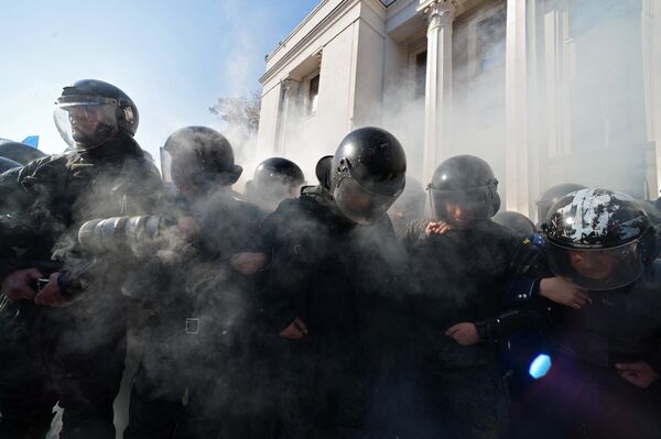 Столкновения у Верховной рады в Киеве