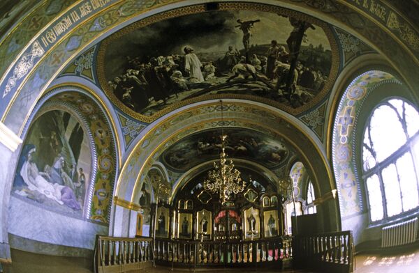 Свод церкви преподобных Антония и Феодосия Печерских