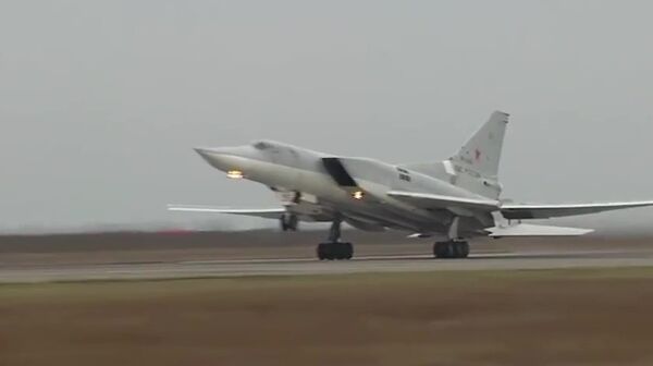 Боевые пуски крылатых ракет по объектам ИГ в Сирии