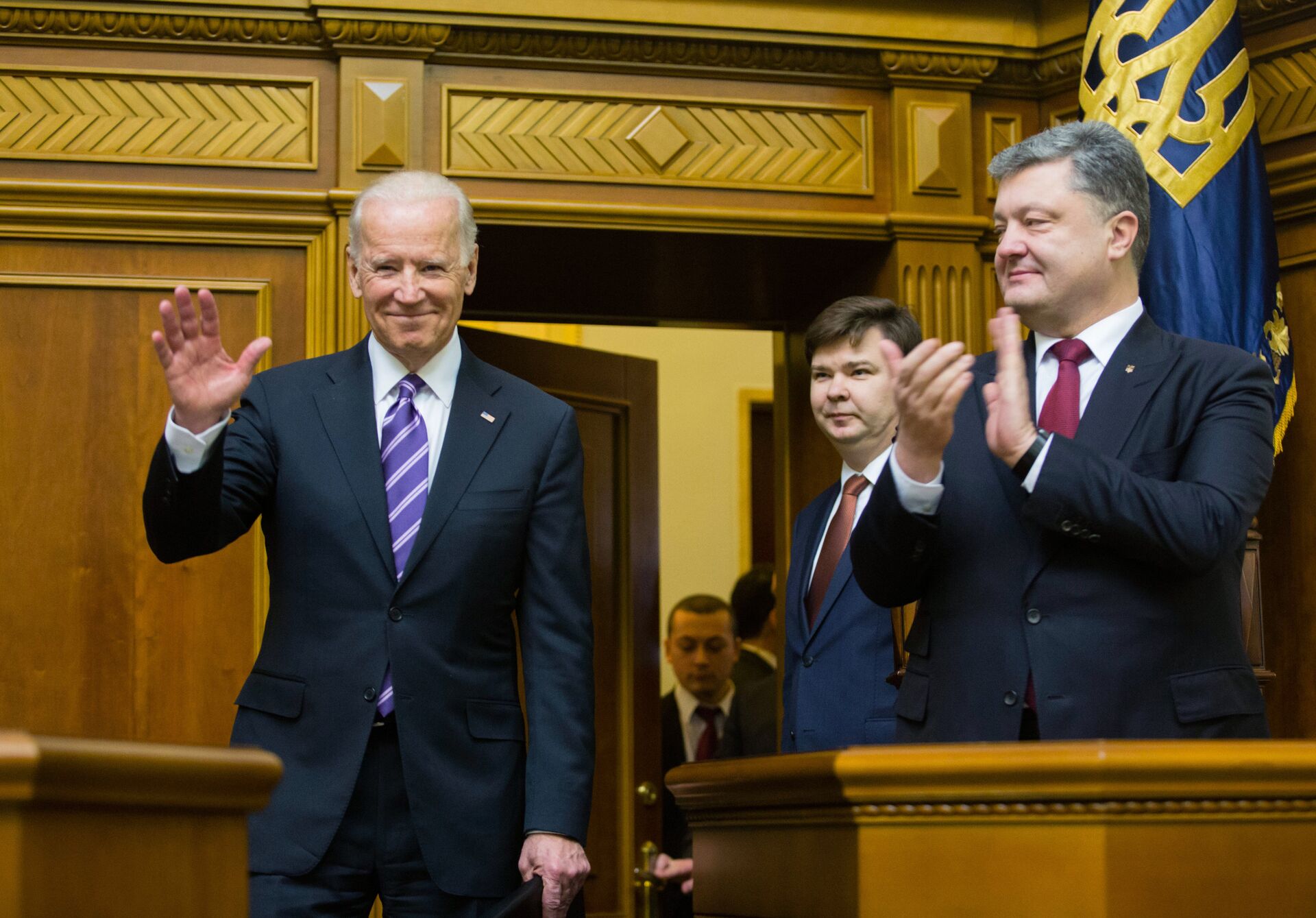 Вице-президент США Джозеф Байден выступил на заседании Верховной рады Украины - РИА Новости, 1920, 01.09.2021