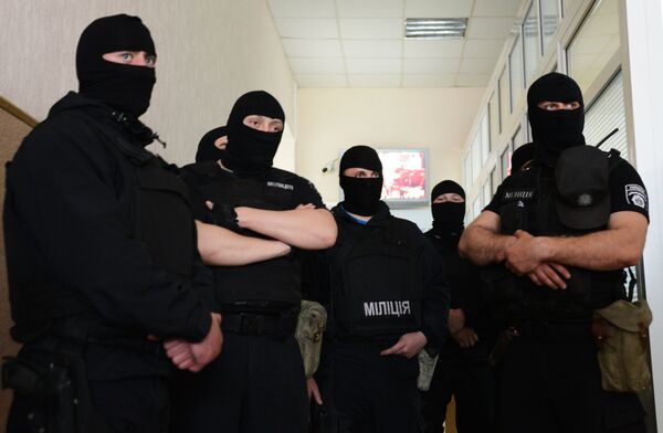 Сторонники федерализации взяли под контроль телеканал Донбасс в Донецке