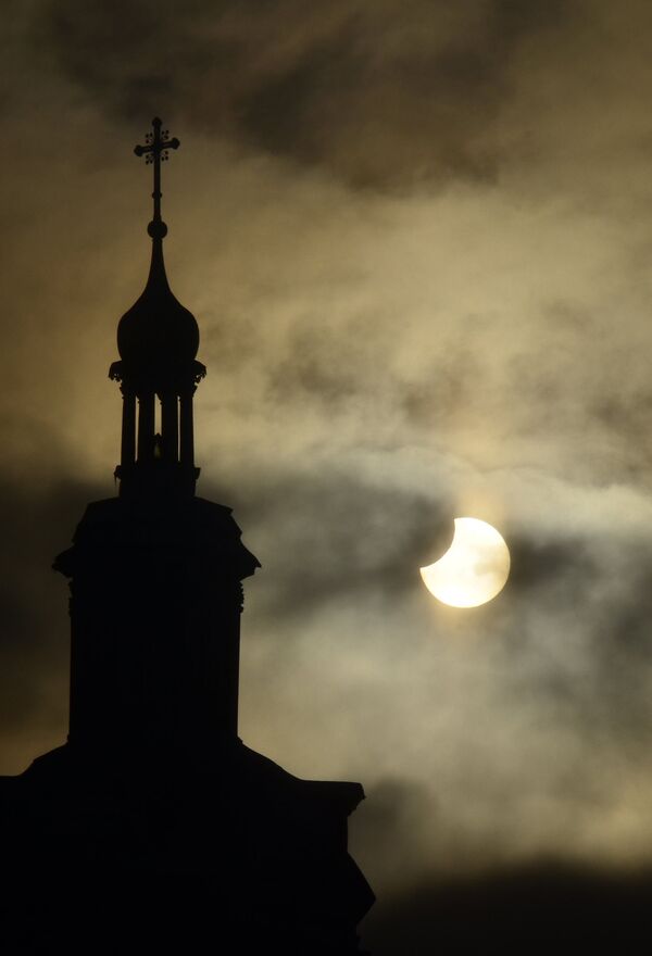 Солнечное затмение Солнечное затмение