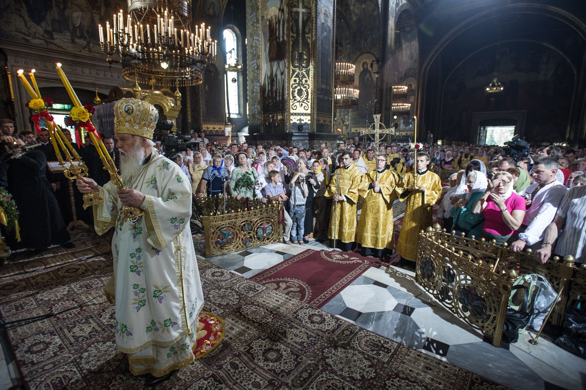 Московский патриархат украины. Белгород собор Киевского Патриархата. Религия Украины. Верования украинцев. Религиозность в Украине.