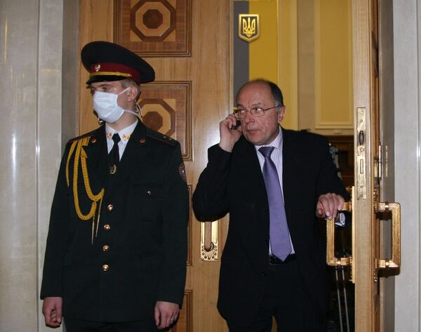 Вход в зал заседаний Верховной Рады Украины