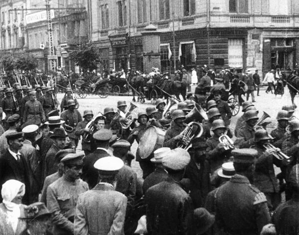 Интервенты в Киеве Интервенты в Киеве