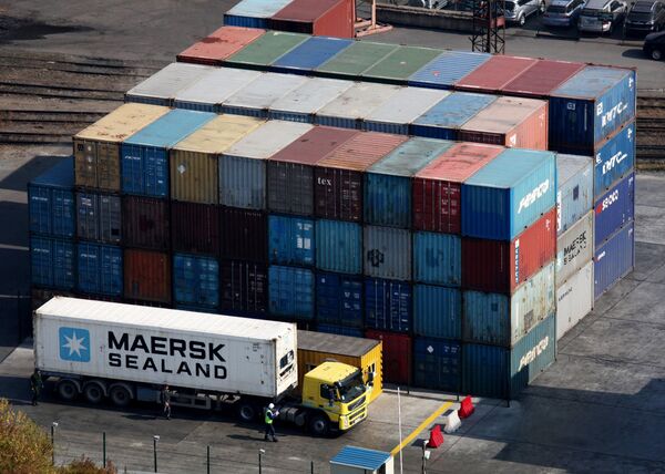 Работа Владивостокского морского торгового порта (ВМТП) Работа Владивостокского морского торгового порта (ВМТП)