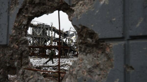 Разрушенный аэропорт Донецка