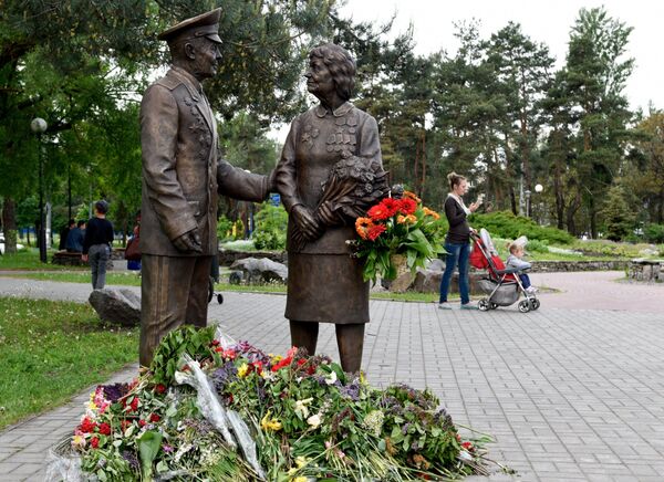 Памятник Ветеранам Второй Мировой войны установили в Киеве Памятник Ветеранам Второй Мировой войны установили в Киеве
