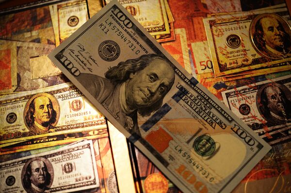 Доллары США Доллары США