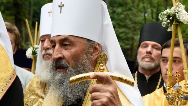 Молебен на Владимирской горке в честь 1000-я крещения Киевской Руси Молебен на Владимирской горке в честь 1000-я крещения Киевской Руси