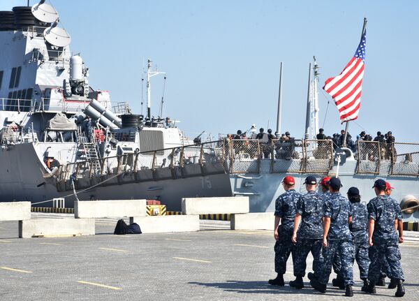Украинско-американские военные учения Sea Breeze-2015 в Черном море
