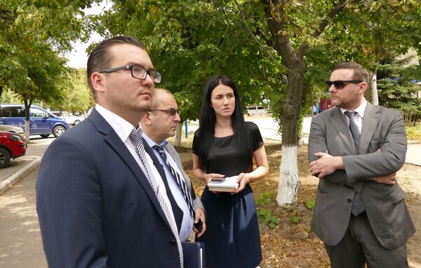 Международные наблюдатели прибыли в ДНР Международные наблюдатели прибыли в ДНР
