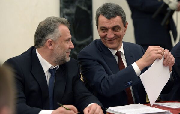 Президент РФ В.Путин провел совещание по вопросам социально-экономического развития Республики Крым и города Севастополя