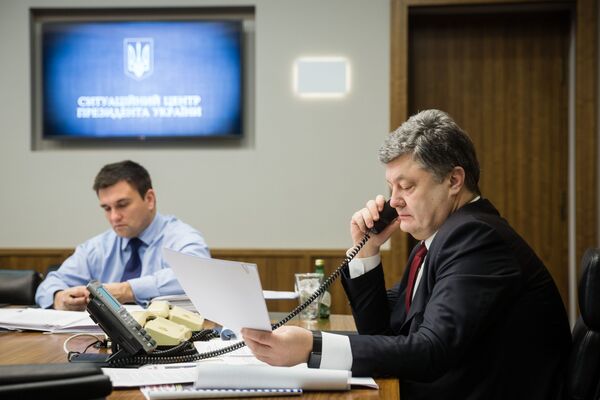 Президент Украины П. Порошенко провел телефонный разговор в Нормандском формате