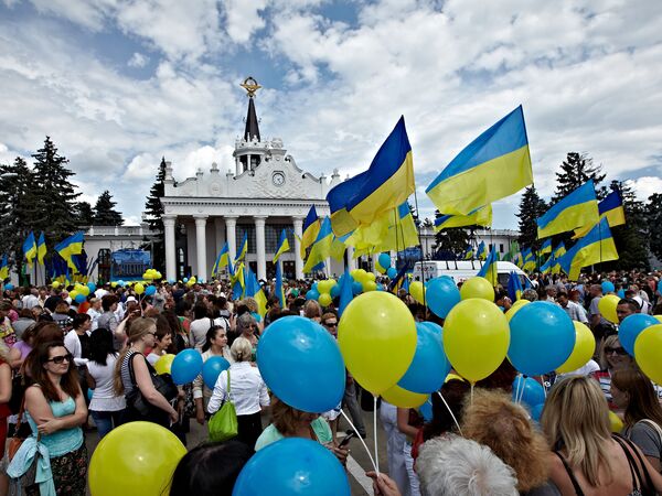 Мэр Харькова Г.Кернес вернулся на Украину после лечения Мэр Харькова Г.Кернес вернулся на Украину после лечения