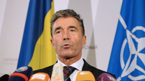 Брифинг генерального секретаря НАТО Андерса Фог Расмуссена в Киеве Брифинг генерального секретаря НАТО Андерса Фог Расмуссена в Киеве