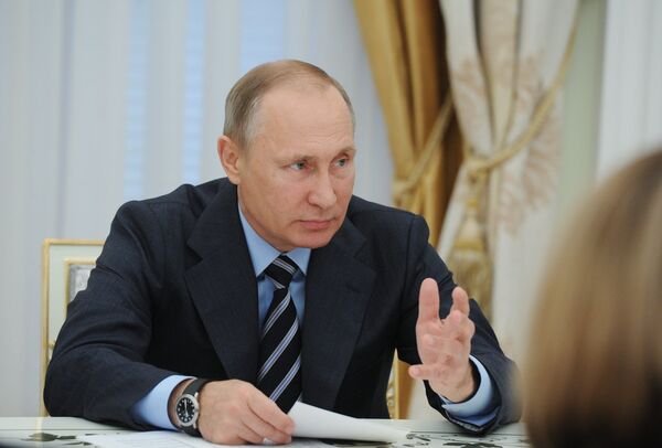Президент РФ В. Путин провел ряд встреч по итогам прошедших выборов