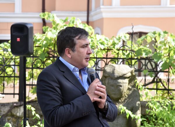 Губернатор Одесской области Михаил Саакашвили встретился с жителями Одессы