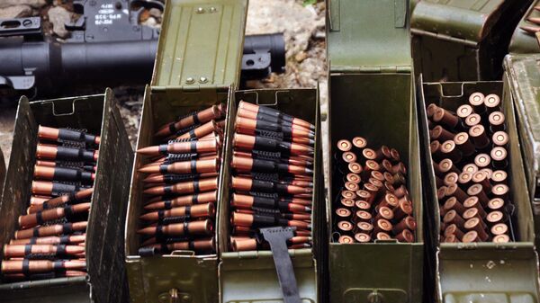 В ЛНР обнаружили около пяти тысяч боеприпасов в заброшенном доме