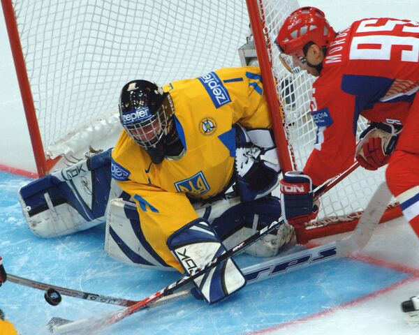 Предварительный этап чемпионата мира по хоккею между сборными России и Украины: 8:1