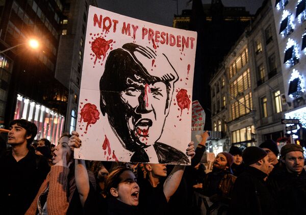 Акция протеста против Д. Трампа в Нью-Йорке Акция протеста против Д. Трампа в Нью-Йорке