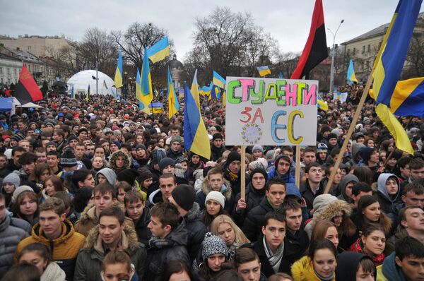 Студенческий митинг в поддержку евроинтеграции во Львове