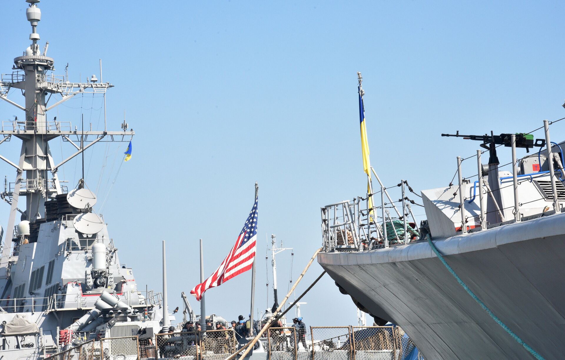 Украинско-американские военные учения Sea Breeze-2015 в Черном море - РИА Новости, 1920, 10.04.2021