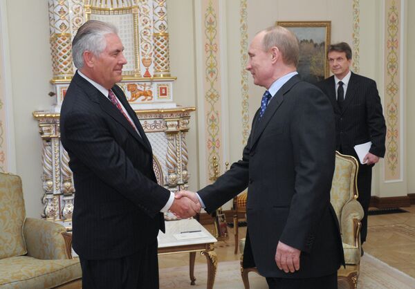 Премьер-министр РФ В.Путин встретился с главой корпорации ExxonMobil Р.Тиллерсоном
