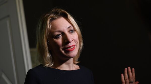 Открытие выставки Шелковый лабиринт. Редкие платки Hermes из собрания Maison Carre Foundation Открытие выставки Шелковый лабиринт. Редкие платки Hermes из собрания Maison Carre Foundation