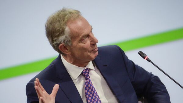 Пленарная сессия Сбербанка России Актуальные вопросы антикризисной политики: реформа государственного управления в рамках ПМЭФ 2015