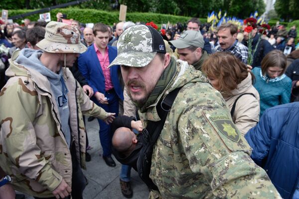 Акция протеста украинских радикалов против празднования Дня Победы Акция протеста украинских радикалов против празднования Дня Победы