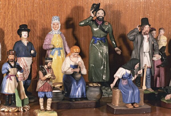 Миниатюры из фарфора Миниатюры из фарфора