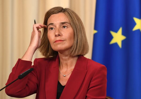 Встреча главы МИД РФ С. Лаврова с заместителем председателя Европейской комиссии Ф. Могерини Встреча главы МИД РФ С. Лаврова с заместителем председателя Европейской комиссии Ф. Могерини