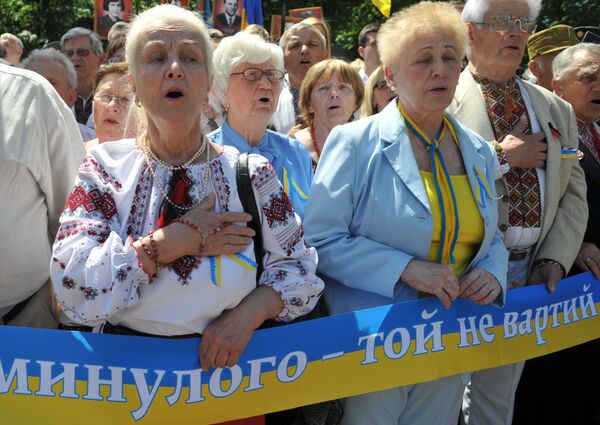Марш в День Героев во Львове
