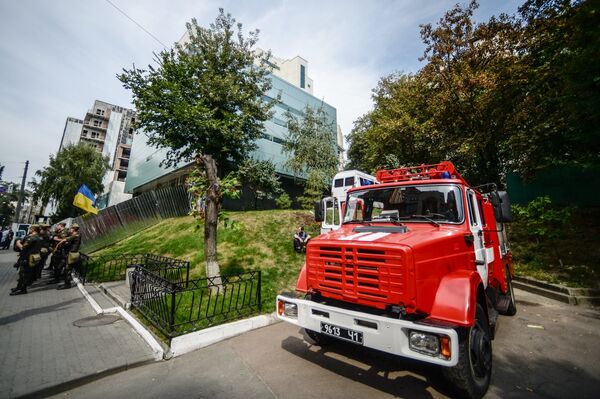 Последствия пожара в здании телеканала Интер в Киеве