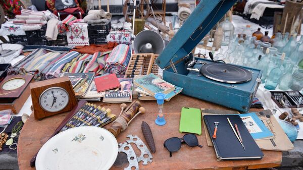 Блошиный рынок в Киеве Блошиный рынок в Киеве