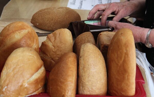 Продажа хлеба в Симферополе