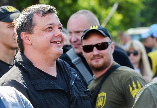 Семен Семенченко на митинге в Киеве Семен Семенченко на митинге в Киеве