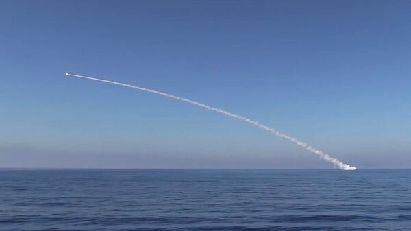 Корабли ВМФ РФ запустили крылатые ракеты Калибр по объектам ИГ в районе Пальмиры