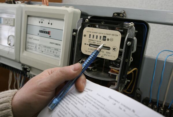 Электрические счетчики в мастерской Калининградэнерго