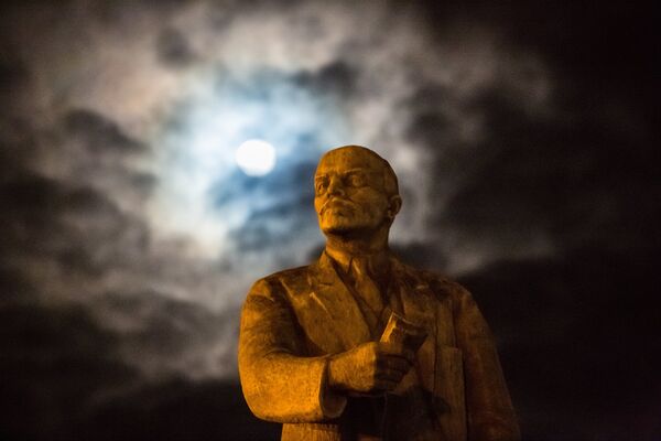 Памятник В.И. Ленину в Симферополе