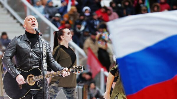 Митинг-концерт Россия объединяет! Митинг-концерт Россия объединяет!