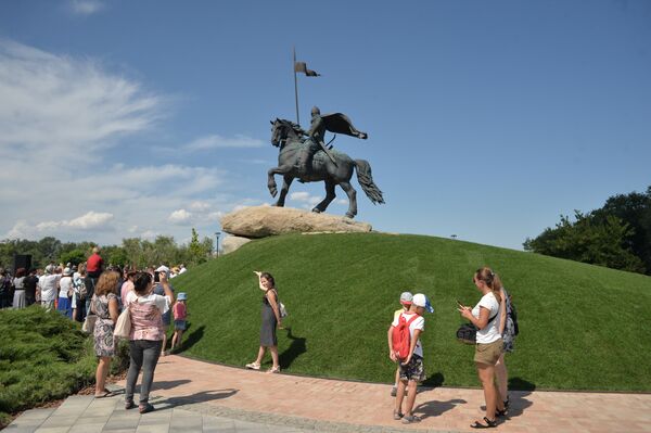 Памятник Илья МУромец Киев