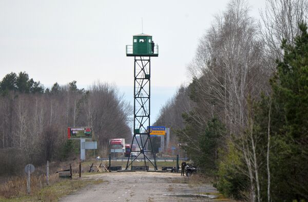 Пограничная вышка наблюдения на белорусско-украинской границе