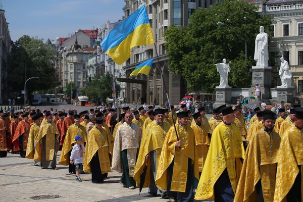 Крестный ход на Украине в 1030-летнюю годовщину Крещения Руси
