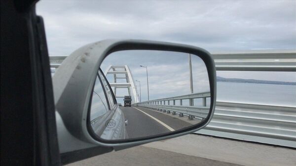 Крымский мост грузовик фура