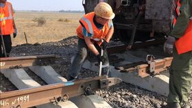 Железная дорога Крым рельсы шпалы Железная дорога Крым рельсы шпалы