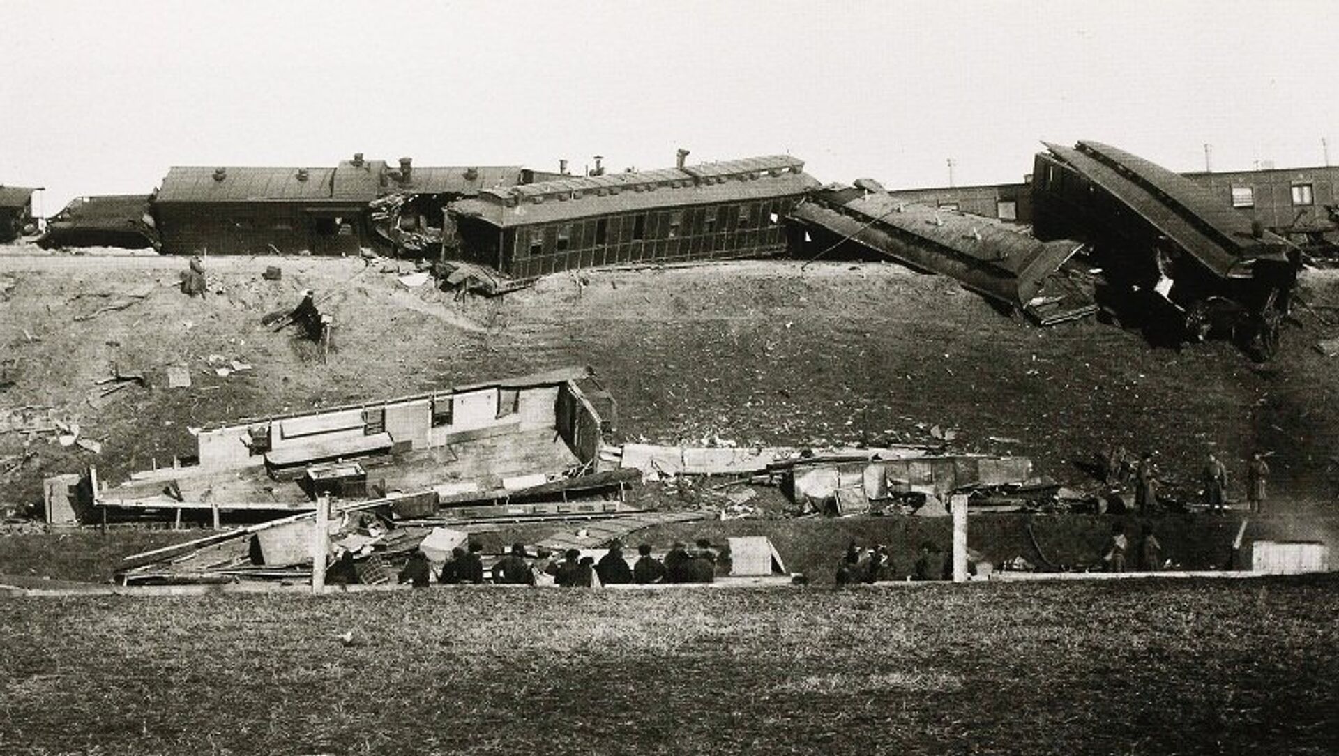 Крушение императорского поезда 29 октября 1888 года Крушение императорского поезда 29 октября 1888 года - РИА Новости, 1920, 29.10.2025