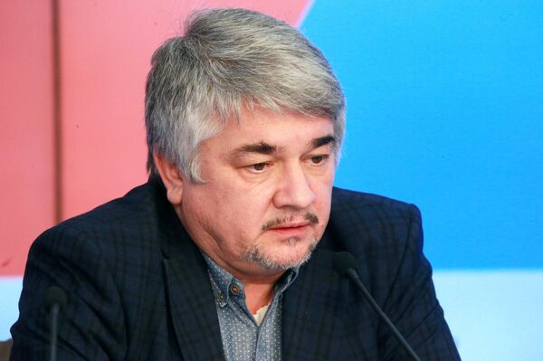 Политолог Ростислав Ищенко Политолог Ростислав Ищенко