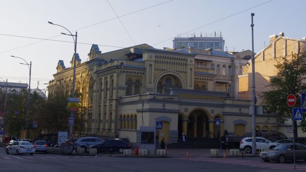 Здание центральной хоральной синагоги имени Лазаря Бродского в Киеве